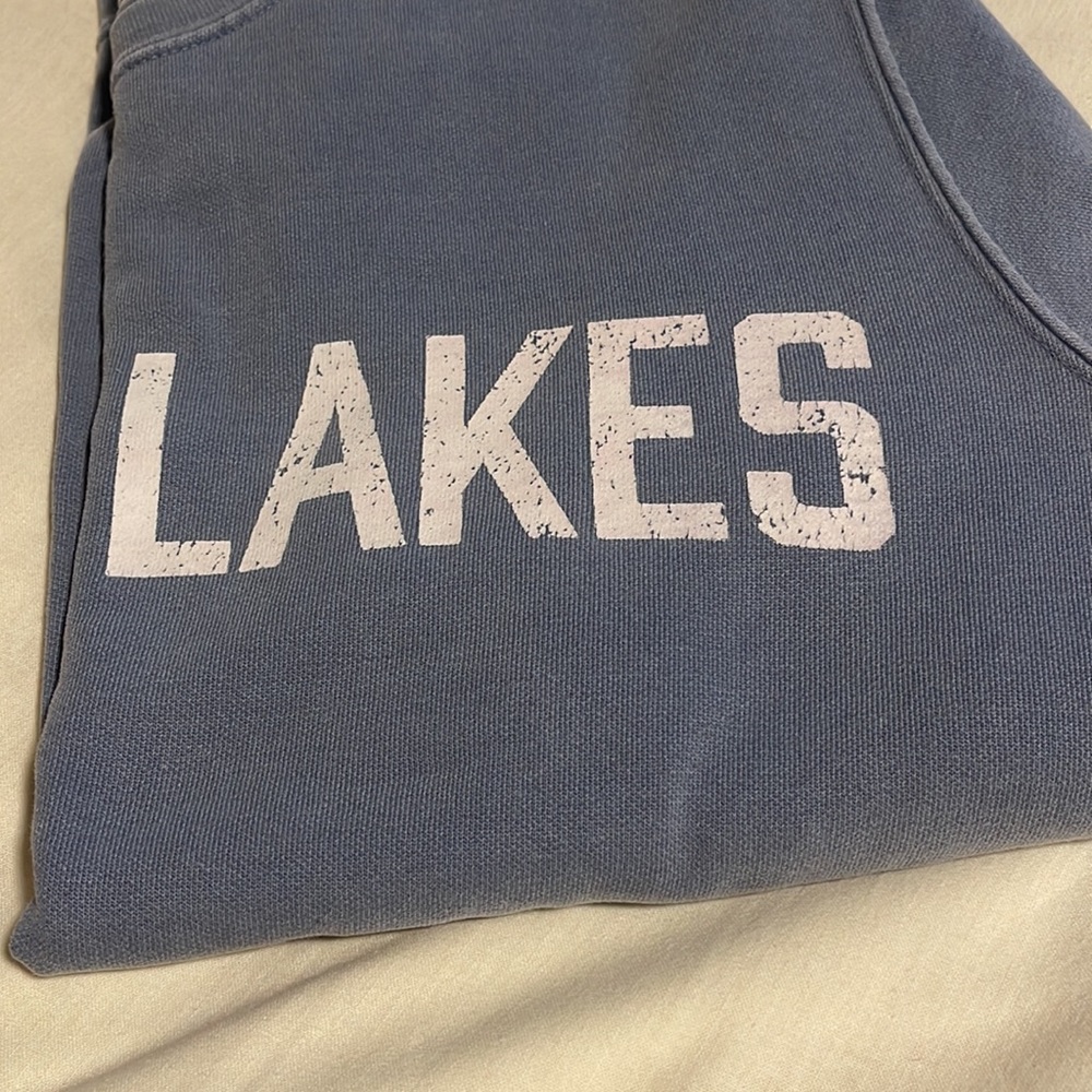 Great Lakes Collection weathered crew sweatshirt - Picture 8 of 8